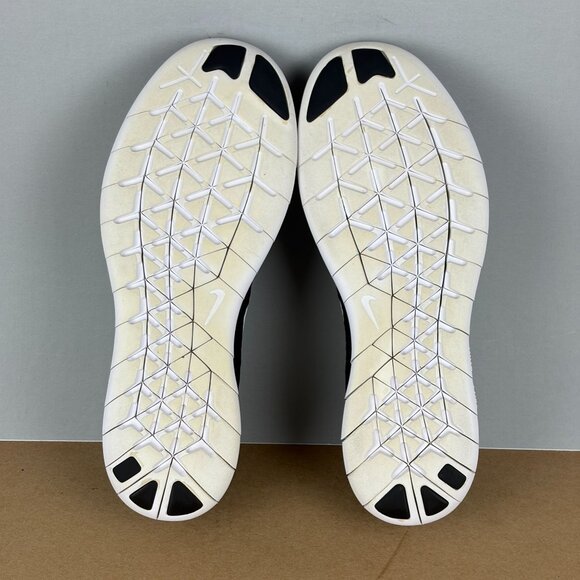 Nike Free RN Flyknit 2017 Athletic Running Shoes Womens 9 Black White Low Top - Picture 7 of 10